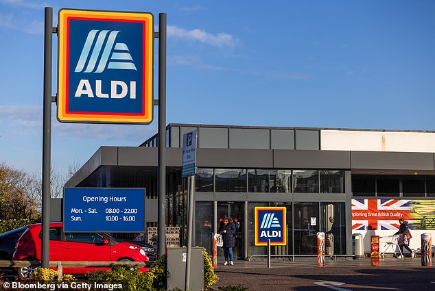 Aldi هو رابع أكبر سوبر ماركت في المملكة المتحدة ولديه أكثر من 1000 متجر في البلاد