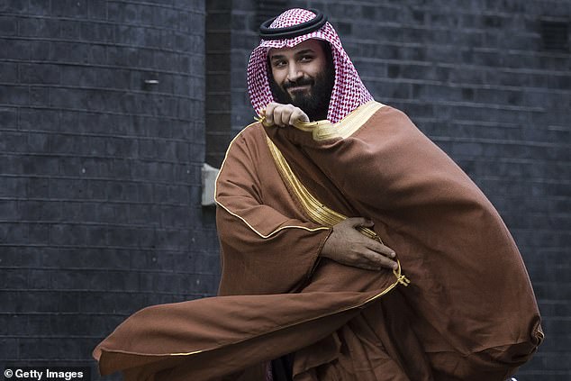 وبحسب ما ورد شعر ولي العهد الأمير محمد بن سلمان (في الصورة) أن أوكرانيا كان ينبغي تمثيله في مفاوضات يوم الثلاثاء في الرياض ، بالنظر إلى أن الحرب خاضت على أراضيها