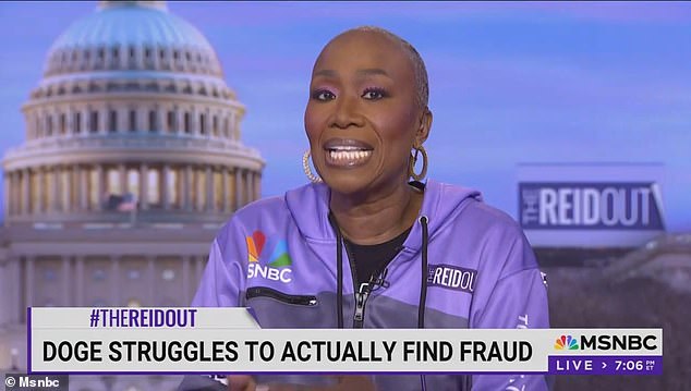 تم إطلاق مضيف MSNBC Joy Reid مؤخرًا ، وهي إشارة إلى أن شبكة التحول الليبرالي لا ترغب في اختيار إدارة ترامب معركة أكبر